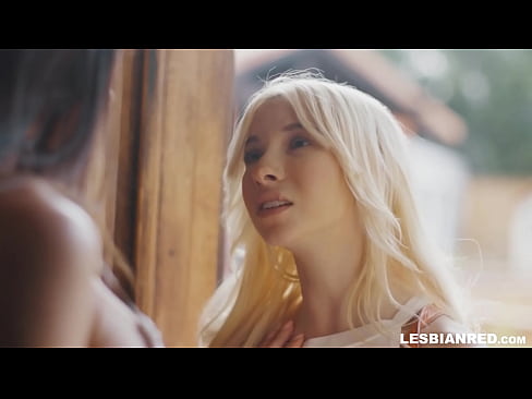 ❤️ Dívka se po několika měsících vrátí domů a skončí u lízání kundy své nevlastní matky Krásné porno u cs.camasexys.top ❌️❤